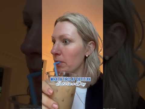 What a Dietitian Eats in a Day (When I'm EXHAUSTED & Just CAN'T)