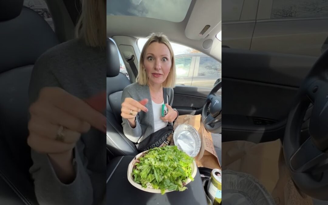 What a Dietitian Orders to Eat at Chipotle!